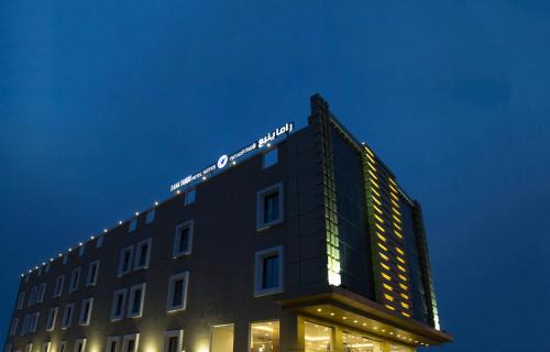 Yanbu Hotel | راما البحر للشقق المخدومة