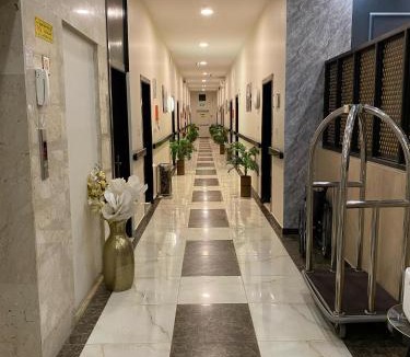 Sakaka Hotel | ركن الرمال للشقق المخدومة