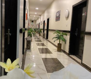 Sakaka Hotel | ركن الرمال للشقق المخدومة