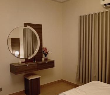 Ha'il Apartment | رويال كراون