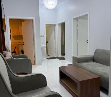 Khamis Mushait Apartment | ريحانة الورود للشقق المخدومة -Golden New