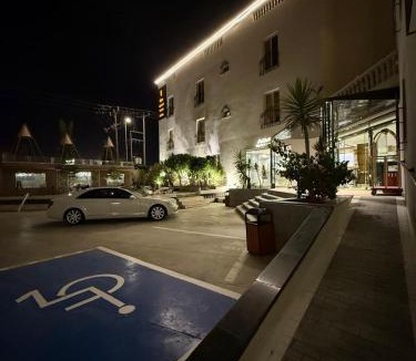 Al Namas Hotel | سراة للشقق الفندقية