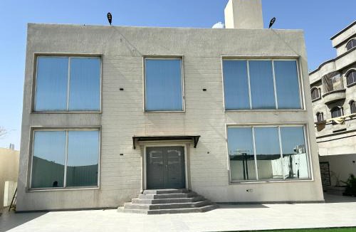 Al Bahah Ski Chalet | شالية الأحلام