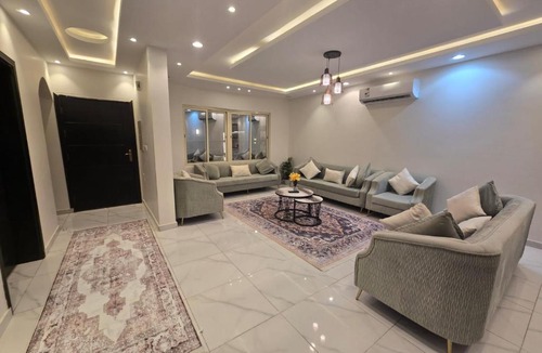 Rayyis Apartment | شالية سحاب
