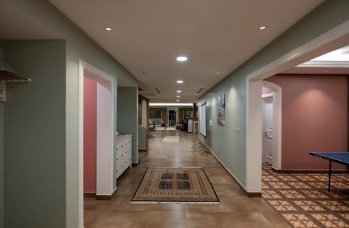 Dhahran Ski Chalet | شالية 280