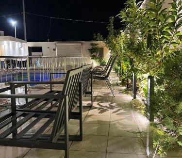 Unaizah Ski Chalet | شالية a1