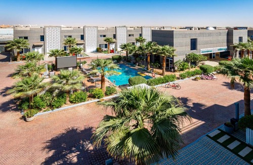 Riyadh Resort | شاليهات رينيوم القيروان الرياض