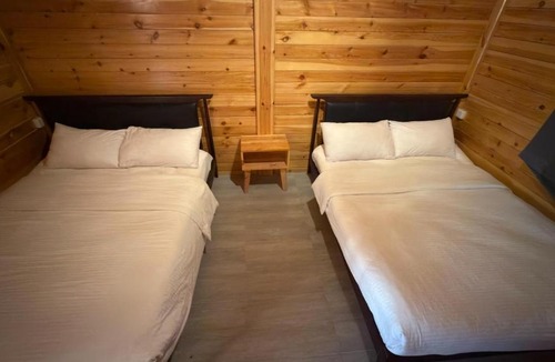 Banban Ski Chalet | شاليه 3 سحابة تمبر هاوس