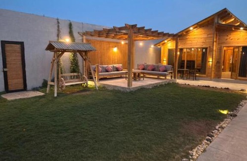 Banban Ski Chalet | شاليه 5 امواج تمبر هاوس Timber House