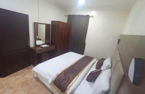Al Mubarraz Apartment | شركة العييري للشقق المخدومة شركة شخص واحد الاحساء 4