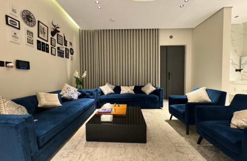 Riyadh Apartment | شقة ارضية ٣ غرف نوم وصالة ١