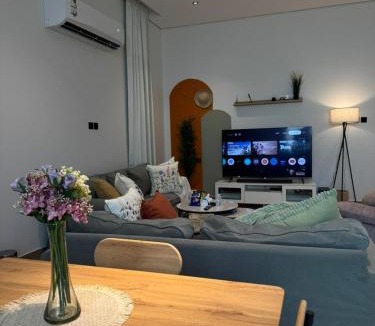 Qaisumah Apartment | شقة الدانة وصول ذاتي القيصومه