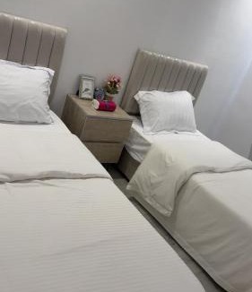 Riyadh Apartment | شقة بالكامل حي المعذر 2