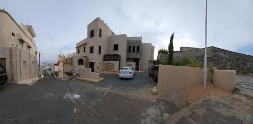 Abha Apartment | شقة خاصة غرفتي نوم صالةطعام غرفة معيشة حمام Private independent apartment