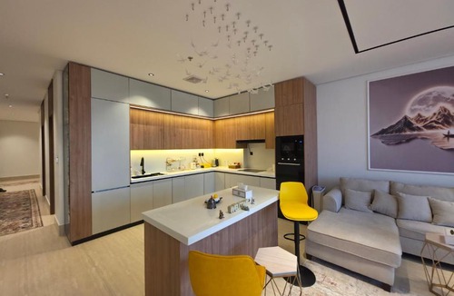 Al Khobar Apartment | شقة راقية مجهزة بالكامل في الطابق الثامن