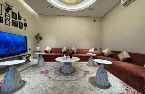 Riyadh Apartment | شقة غرفة وصالة وجلسة خارجية بالعارض ٨