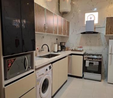 Al Wudayy Apartment | شقة فاخرة بغرفتين نوم وجلسة خارجية