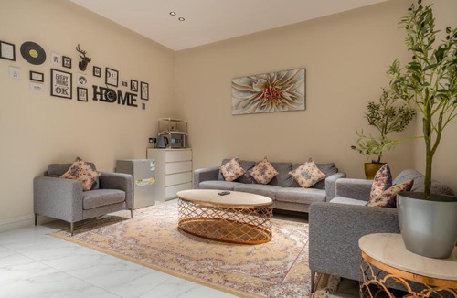 Riyadh Apartment | شقة فاخرة غرفة وصالة بالعارض دخول ذاتي ٦