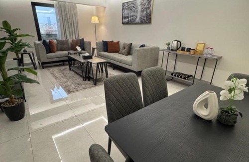 Al Aqiq Apartment | شقة فاخرة غرفتين نوم وصالة بمطبخ مستقل 013l