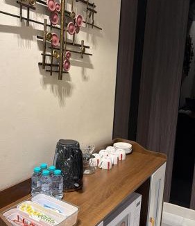 Al Khobar Apartment | شقة فاخره غرفه وصاله واسعه طاولة طعام