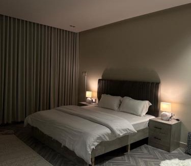 Buraydah Apartment | شقة قيتار غرفة وصالة فاخرة
