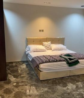 Khamis Mushait Apartment | شقة مميزة مكونه من غرفة نوم وصاله جلوس ومطبخ مختصر ودورة مياة