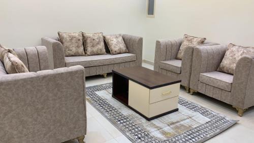 Bisha Hotel | شقق إيوان الشرق للشقق المخدومة