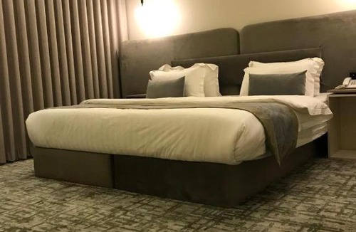 Medina Hotel | شقق ازار المخدومه