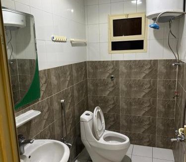 Al Hofuf Hotel | شقق المسافات للشقق المخدومة
