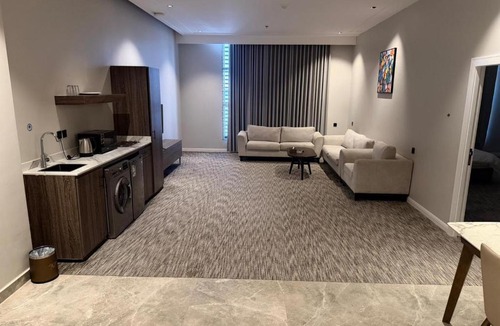Al Kharj Apartment | شقق ثري ستار للشقق المخدومة 5