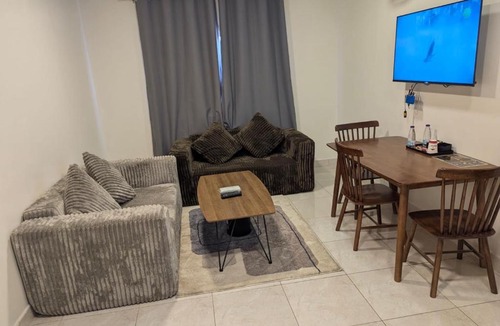 Al Namas Apartment | شقق دانة ليالينا المخدومه