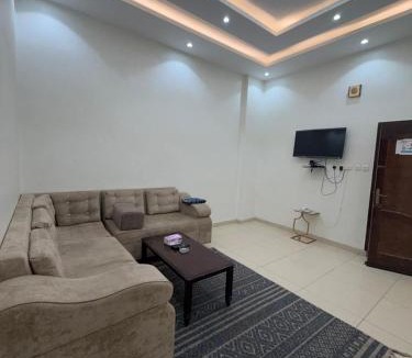 Gurayat Apartment | شقق مناره القريات للوحدات السكنية شقق مخدومه التصنيف اقتصادي