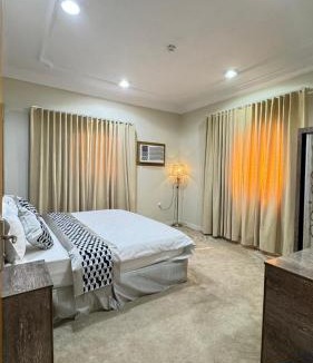 Khamis Mushait Apartment | شقق واحة الجنوب المخدومة