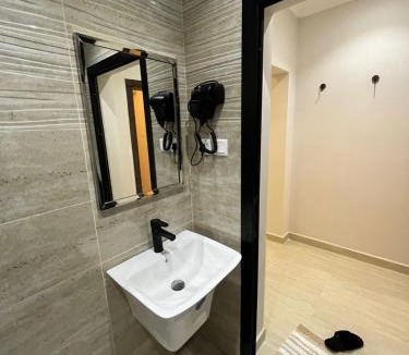 Dammam Apartment | شقه غرف وصاله بطابع انيق S3 Departments 9&8