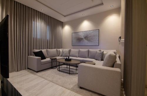 Riyadh Apartment | شقه 1فاخره بمدخل خاص وثلاث غرف نوم