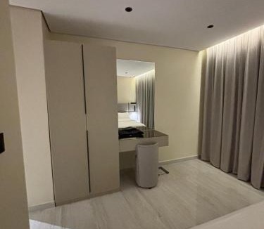Riyadh Apartment | شقه 4فندقيه فاخره ثلاث غرف نوم