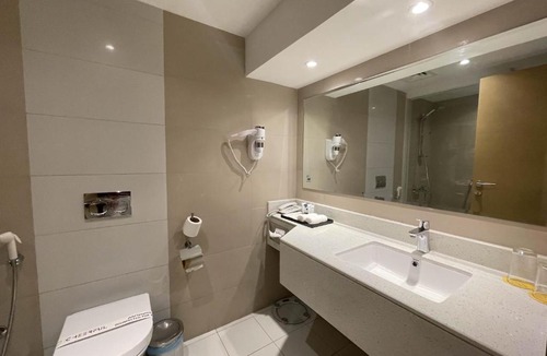 Unaizah Hotel | شيرفل عنيزة