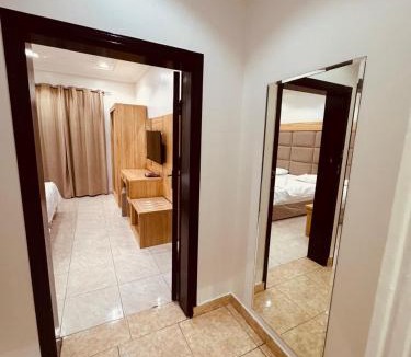 Umluj Apartment | عروس الشاطئ للشقق المخدومة