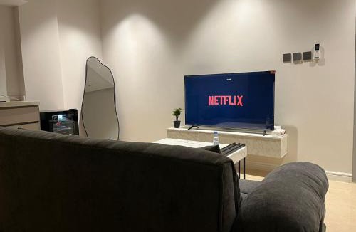 Mizail Apartment | عزم ظهره لبن
