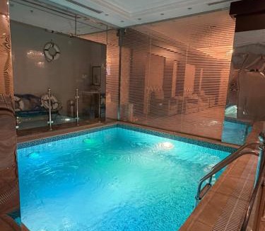 Buraydah Apartment | غرفه سويت مع مطبخ