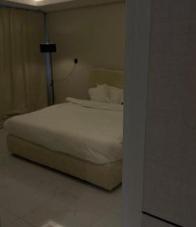 Al Ulaya Apartment | غرفه وصاله بتصميم انيق