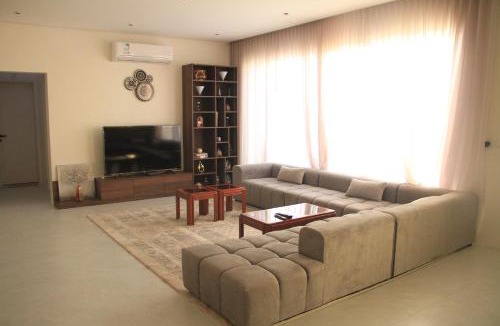 Unaizah Ski Chalet | فلو بارك