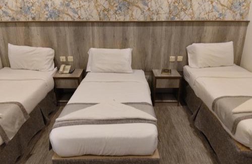 Mecca Hotel | فندق الخلفاء الفيصلية الفندقية