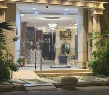 Hautat Sudair Hotel | فندق المنصور
