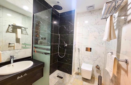 60th Street Hotel | فندق بونسيانا مكة - Poinciana Hotel Makkah