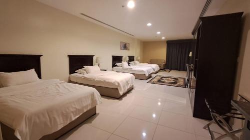 Riyad Al Khabra Hotel | فندق مفازا القصيم