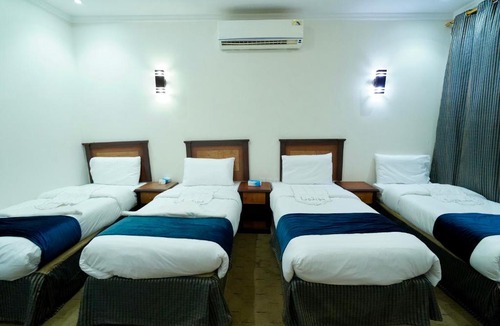 Ad Diyafah Hotel | فندق ندى الفيروز