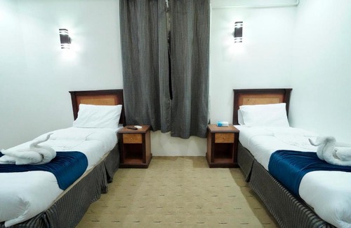 Ad Diyafah Hotel | فندق ندى الفيروز