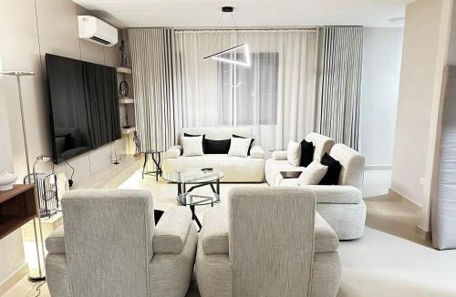 Riyadh Villa | فيلا فندقية بالقرب من المطار