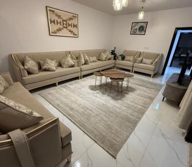 Riyadh Villa | فيلا مودرن مكونة من 4 غرف نوم وصالة ومجلس ومطبخ 9
